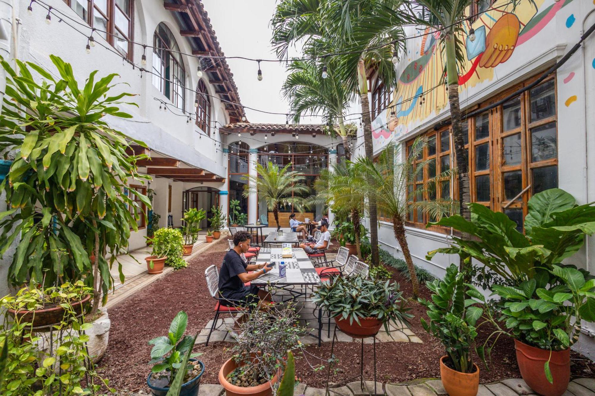 Socialtel Granada Hotell Eksteriør bilde